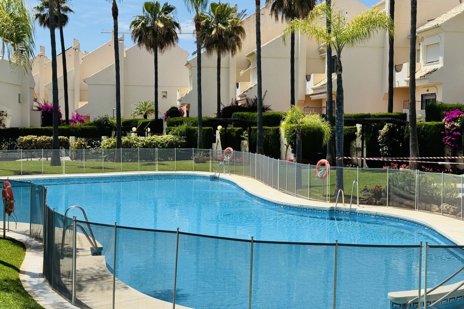 Wiederverkauf - Town house - Marbella - Costabella