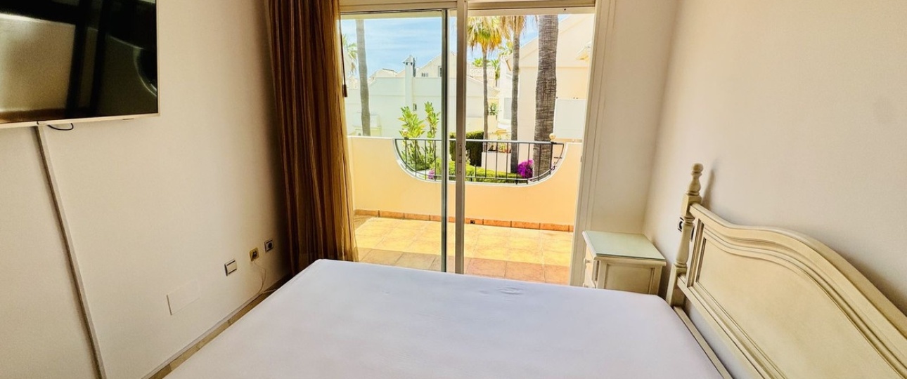 Wiederverkauf - Town house - Marbella - Costabella