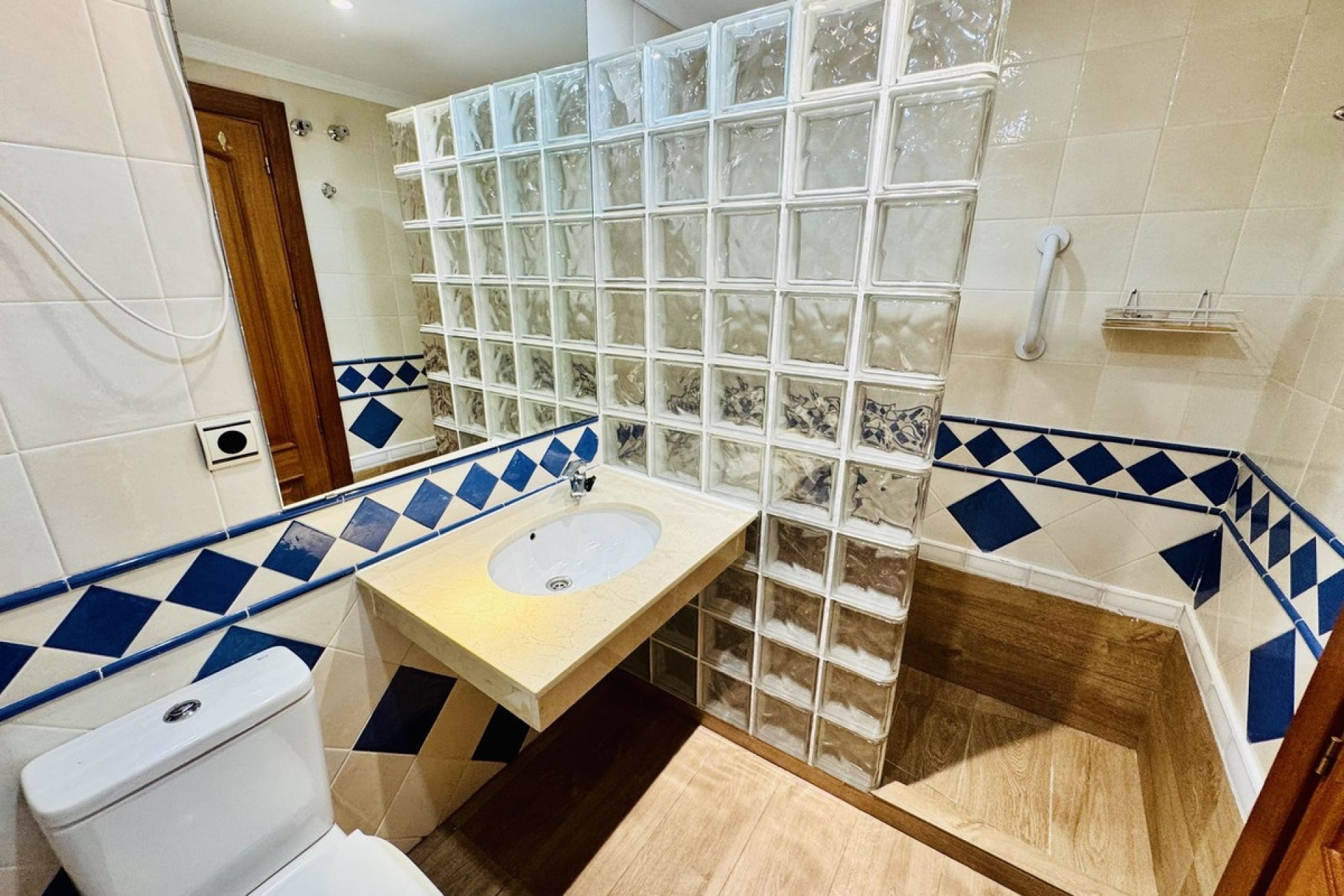 Wiederverkauf - Town house - Marbella - Costabella