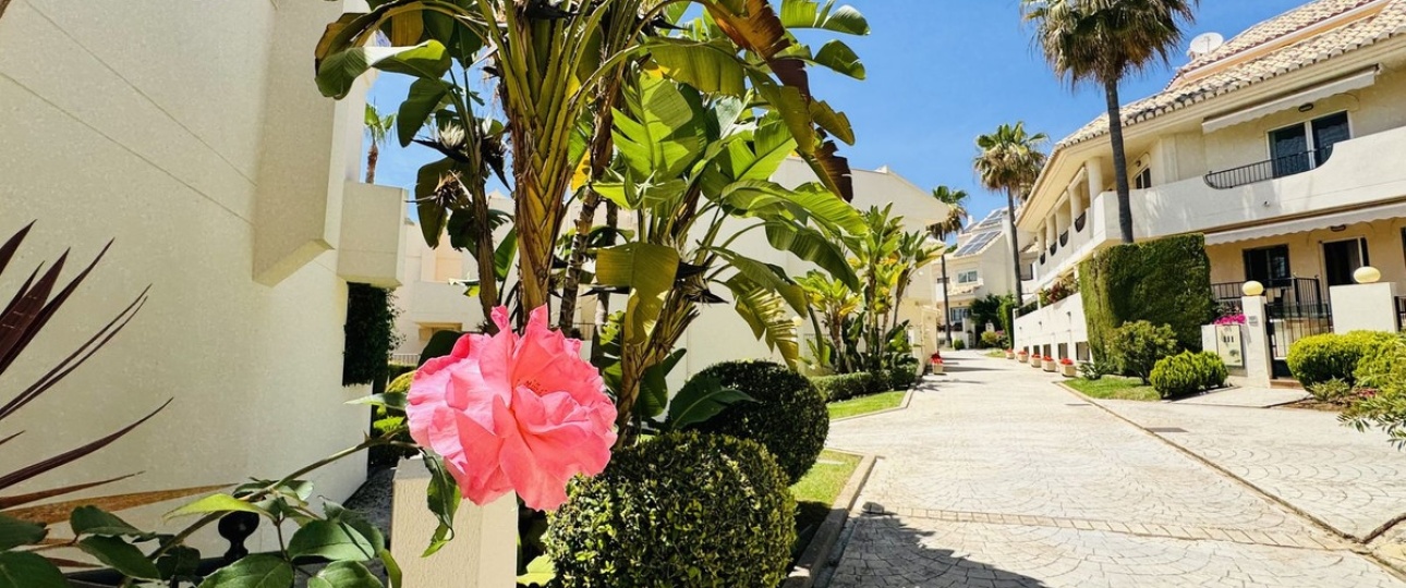 Wiederverkauf - Town house - Marbella - Costabella