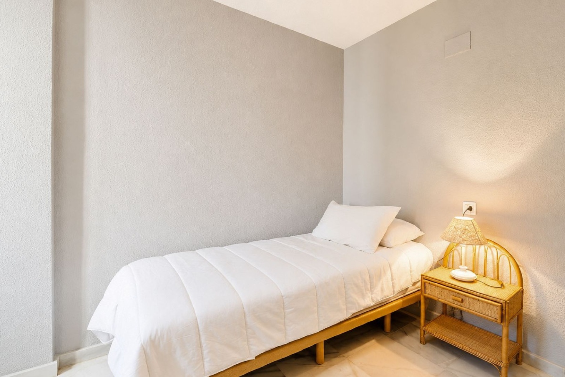 Wiederverkauf - Town house - Marbella - Costabella