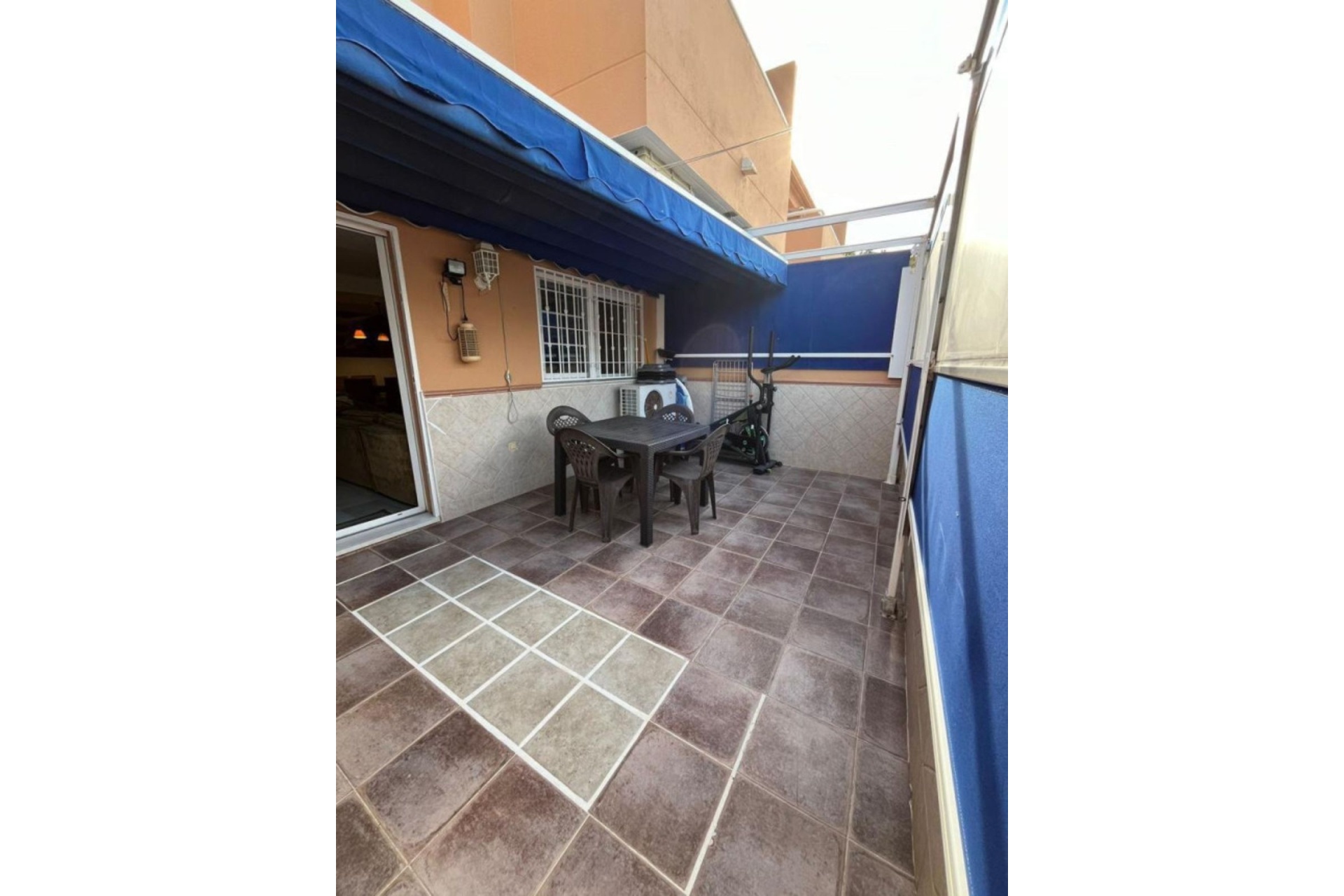 Wiederverkauf - Town house - Marbella - Costabella