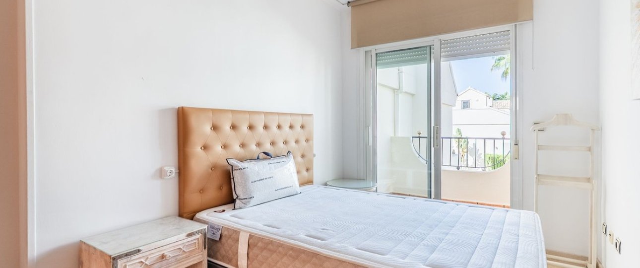 Wiederverkauf - Town house - Marbella - El Rosario
