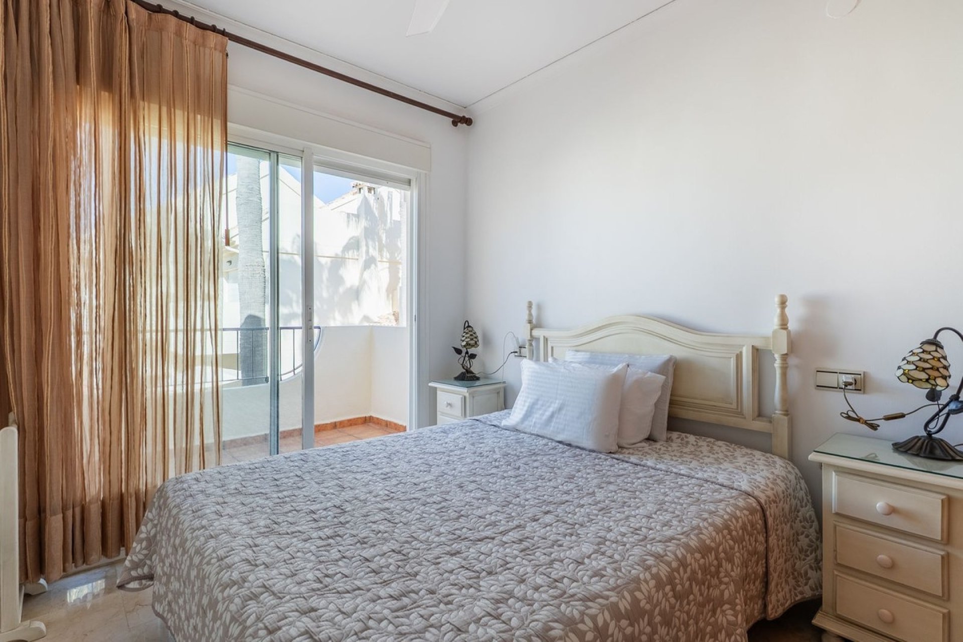 Wiederverkauf - Town house - Marbella - El Rosario