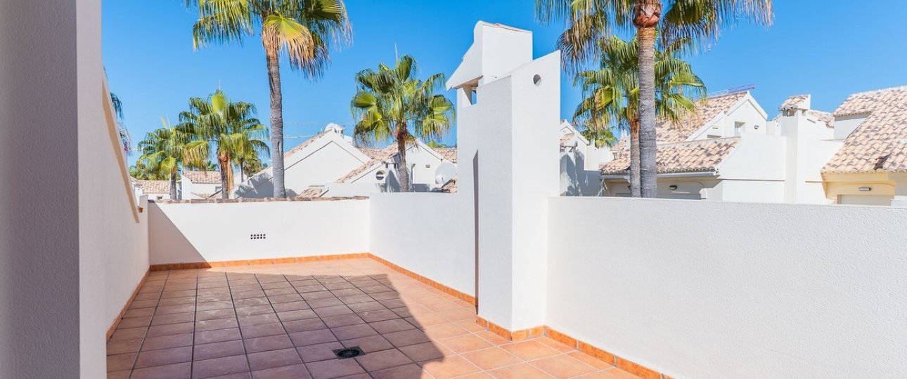 Wiederverkauf - Town house - Marbella - El Rosario