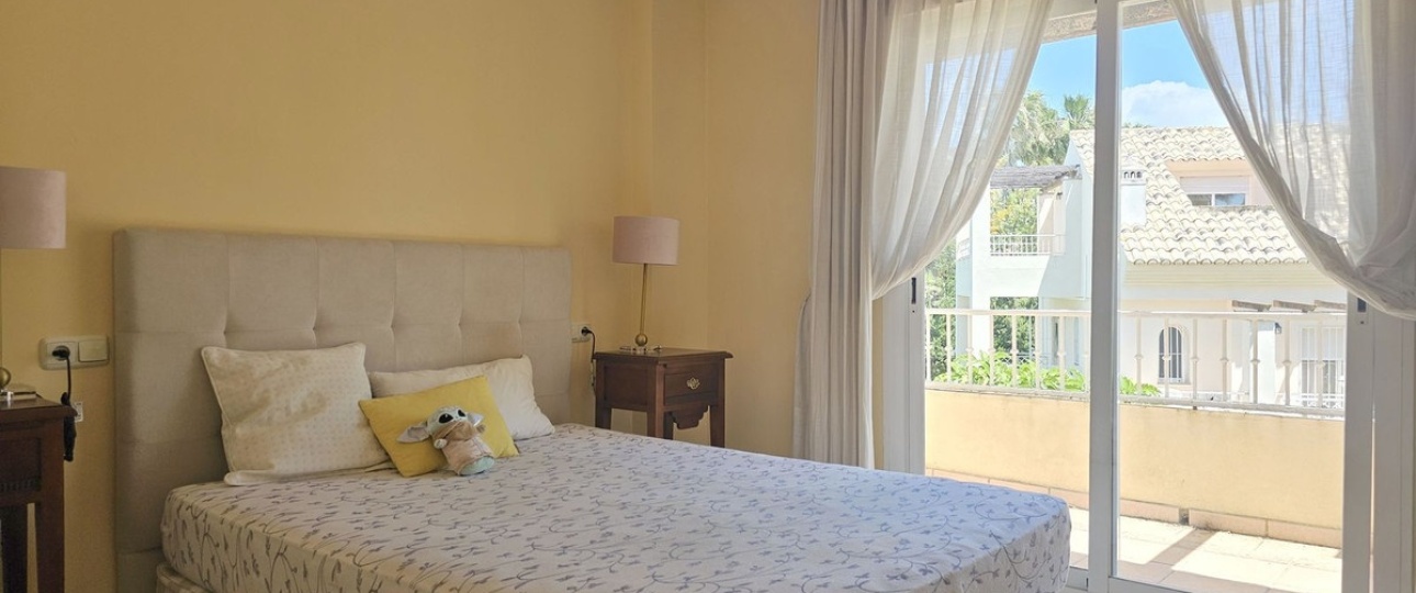 Wiederverkauf - Town house - Marbella - El Rosario