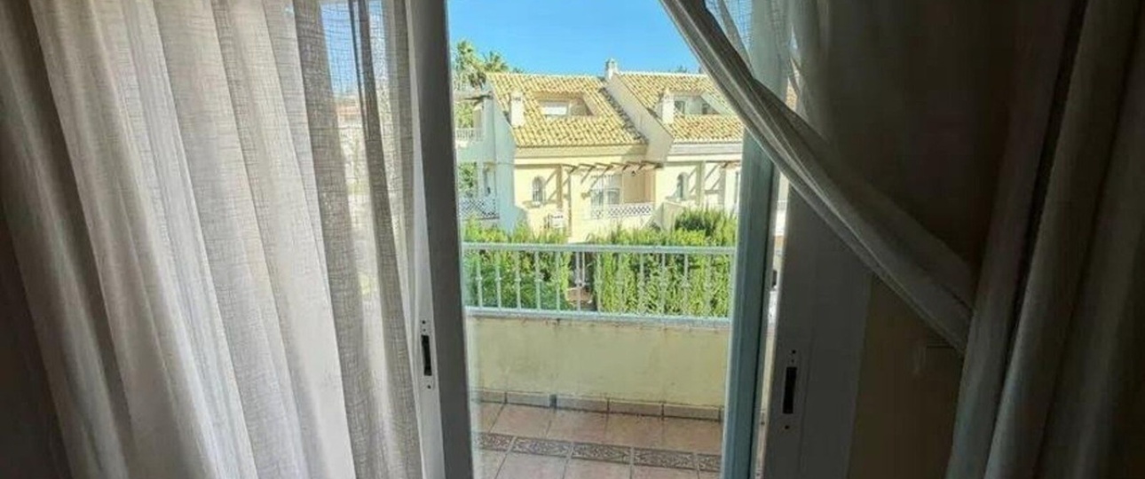 Wiederverkauf - Town house - Marbella - El Rosario