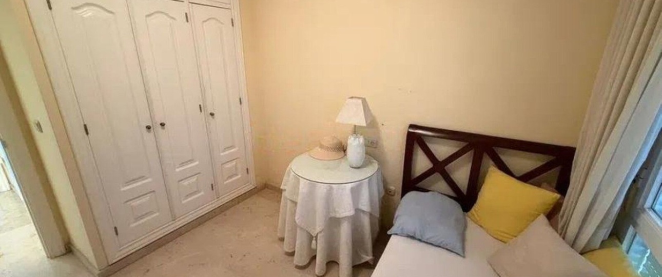 Wiederverkauf - Town house - Marbella - El Rosario