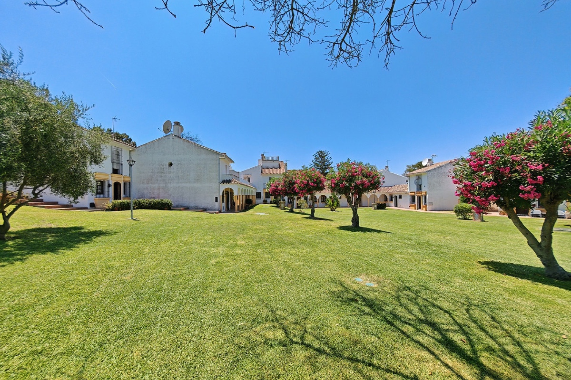 Wiederverkauf - Town house - Marbella - Elviria