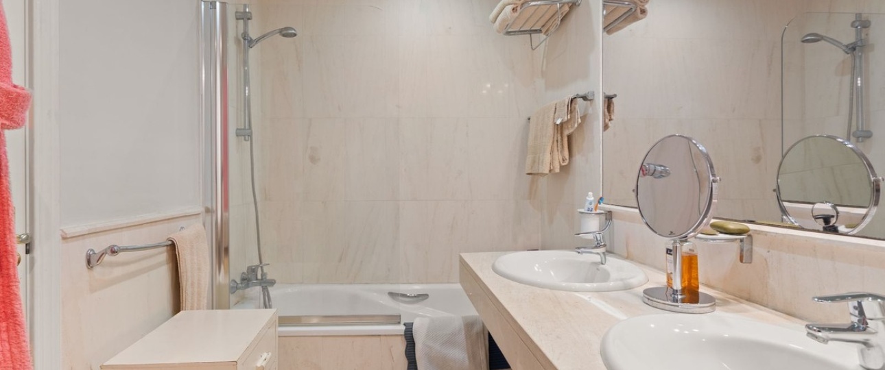 Wiederverkauf - Town house - Marbella - Guadalmina Baja