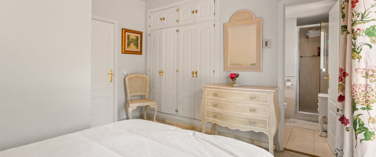 Wiederverkauf - Town house - Marbella - Guadalmina Baja