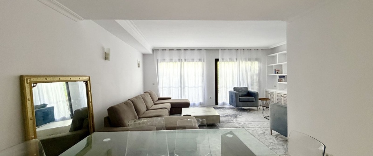 Wiederverkauf - Town house - Marbella - Guadalmina Baja