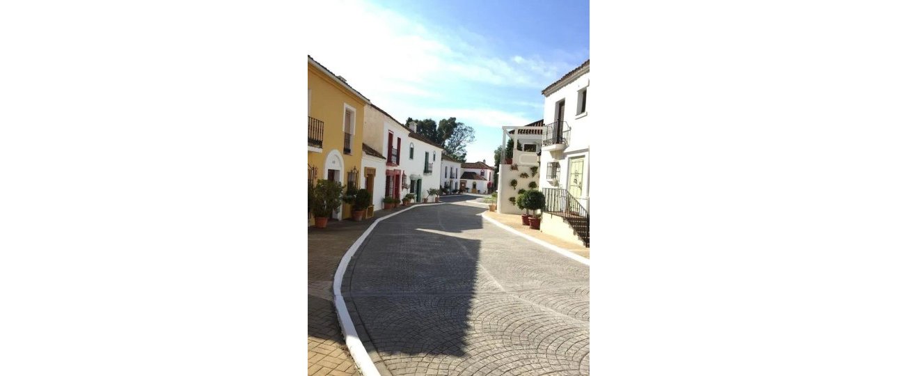 Wiederverkauf - Town house - Marbella - Guadalmina Baja