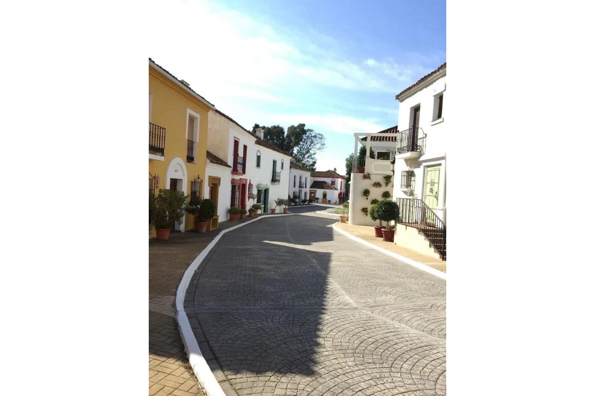 Wiederverkauf - Town house - Marbella - Guadalmina Baja