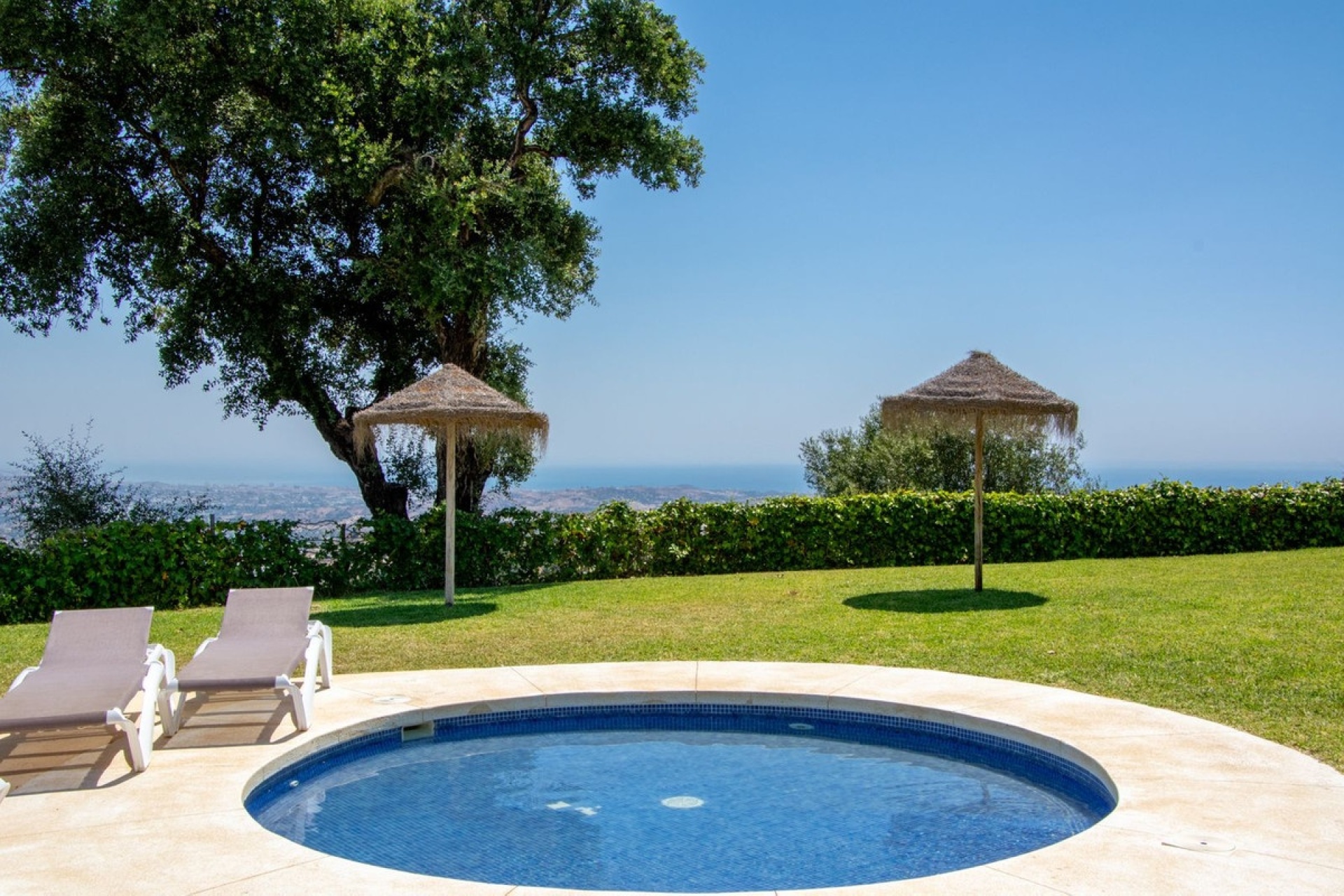 Wiederverkauf - Town house - Marbella - La Mairena