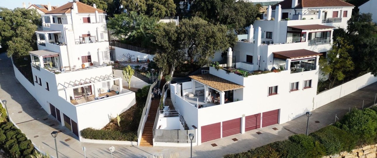 Wiederverkauf - Town house - Marbella - La Mairena