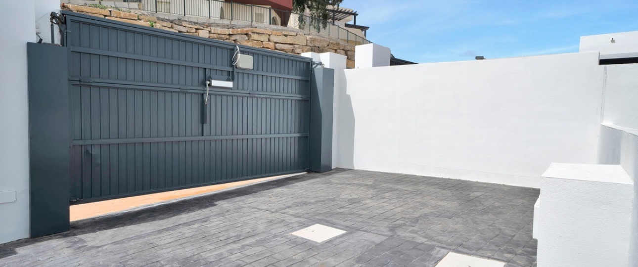 Wiederverkauf - Town house - Marbella - La Mairena