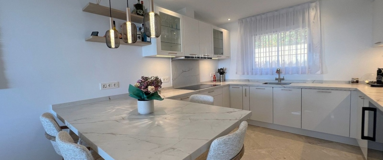 Wiederverkauf - Town house - Marbella - La Mairena