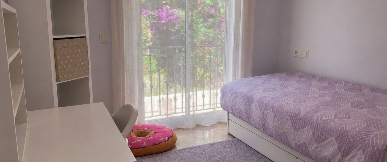 Wiederverkauf - Town house - Marbella - La Mairena