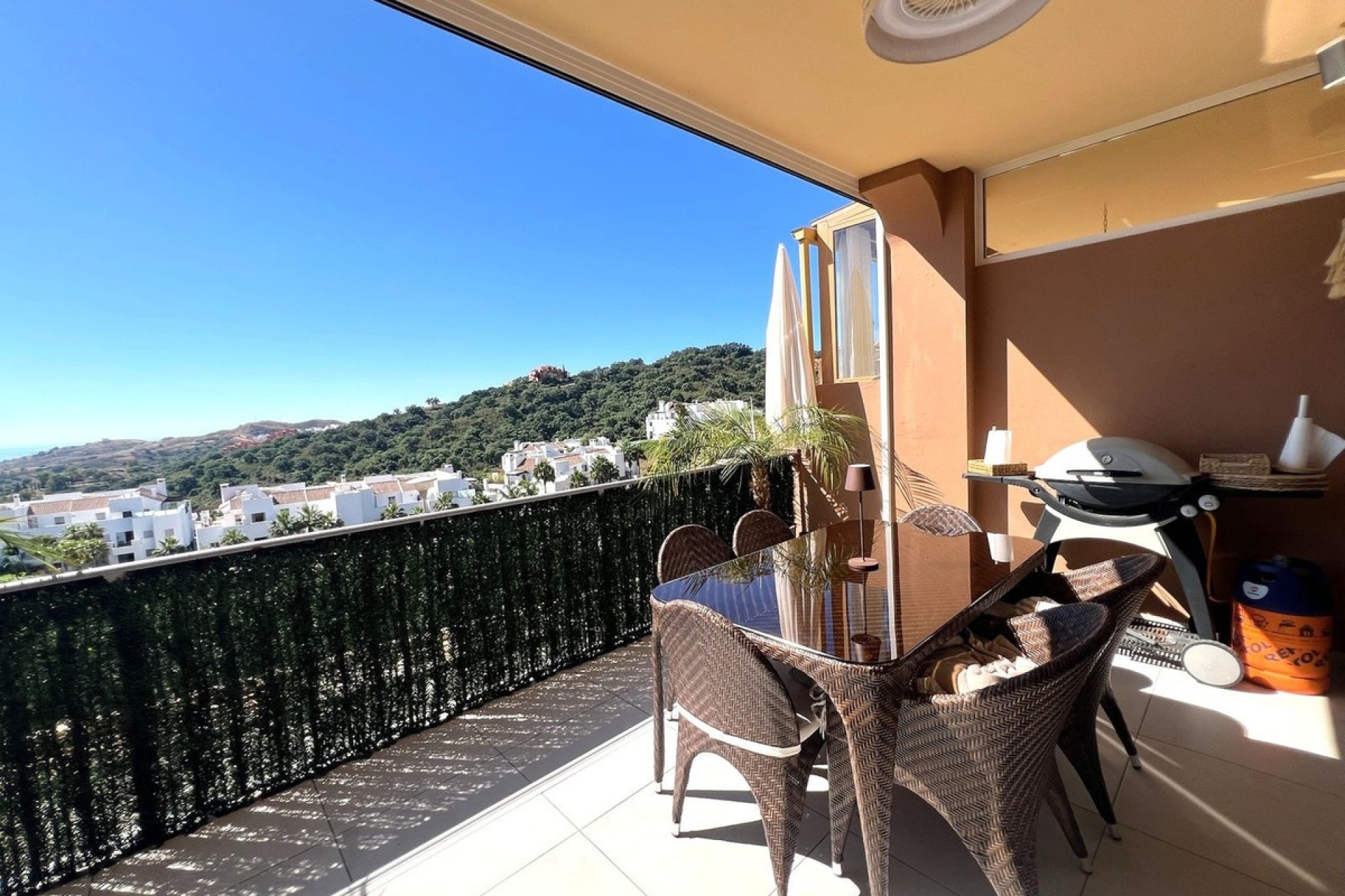 Wiederverkauf - Town house - Marbella - La Mairena