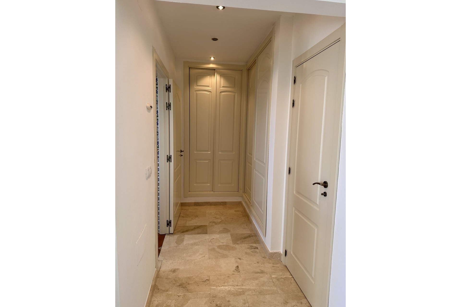 Wiederverkauf - Town house - Marbella - La Mairena