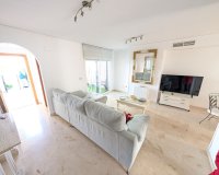 Wiederverkauf - Town house - Marbella - Las Chapas