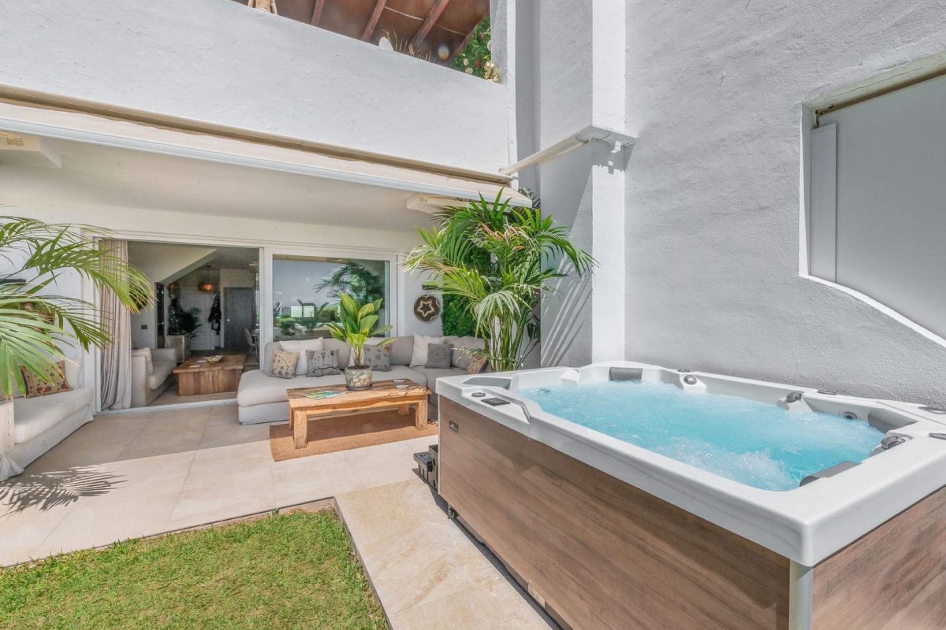 Wiederverkauf - Town house - Marbella - Las Chapas