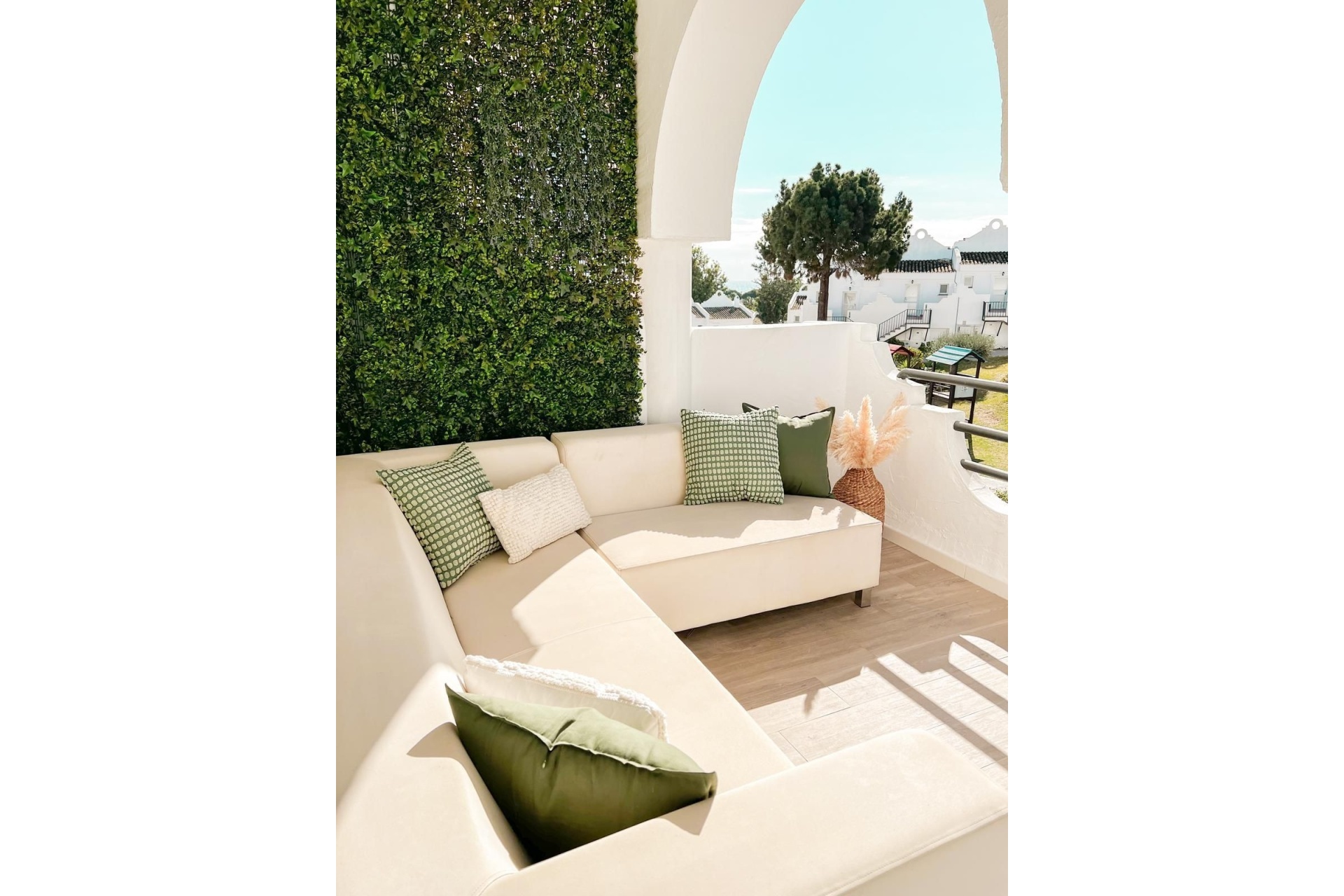 Wiederverkauf - Town house - Marbella - Las Chapas