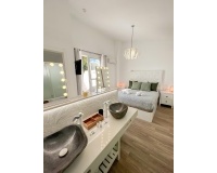 Wiederverkauf - Town house - Marbella - Las Chapas