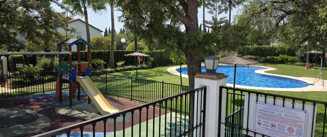 Wiederverkauf - Town house - Marbella - Nagüeles