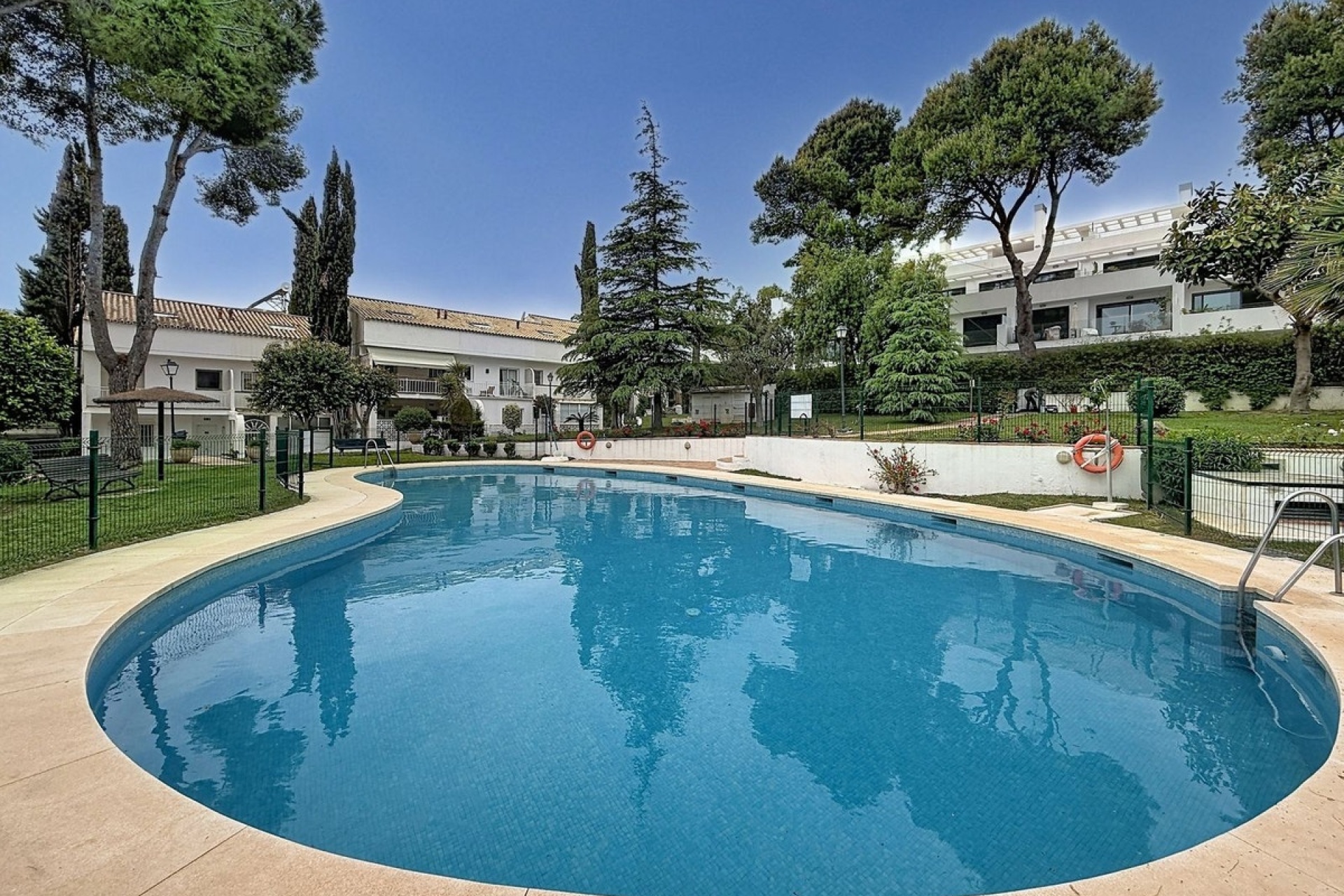 Wiederverkauf - Town house - Marbella - Nagüeles
