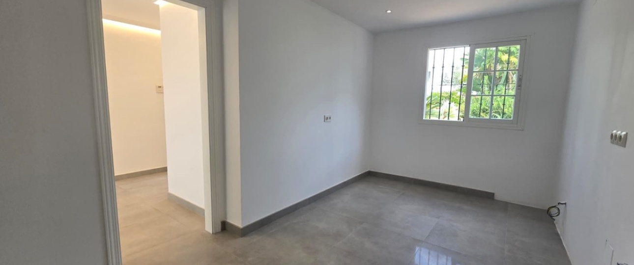 Wiederverkauf - Town house - Marbella - Nagüeles
