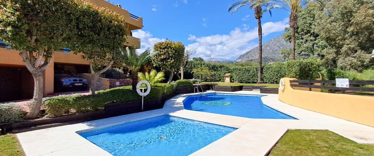 Wiederverkauf - Town house - Marbella - Nagüeles
