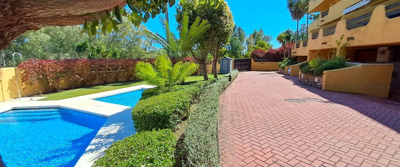 Wiederverkauf - Town house - Marbella - Nagüeles
