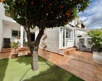 Wiederverkauf - Town house - Marbella - Nueva Andalucía