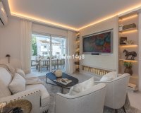Wiederverkauf - Town house - Marbella - Nueva Andalucía