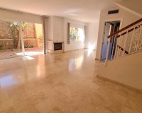 Wiederverkauf - Town house - Marbella - Nueva Andalucía