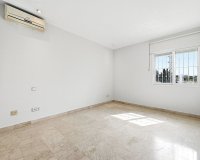 Wiederverkauf - Town house - Marbella - Nueva Andalucía
