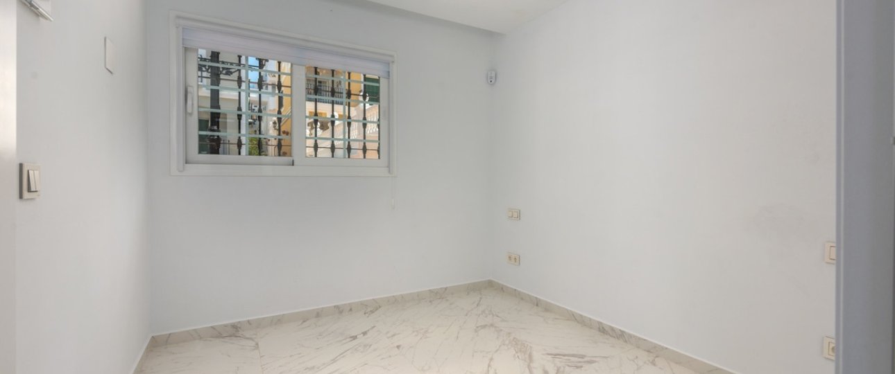 Wiederverkauf - Town house - Marbella - Nueva Andalucía