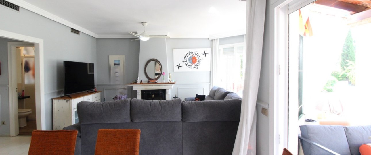 Wiederverkauf - Town house - Marbella - Nueva Andalucía