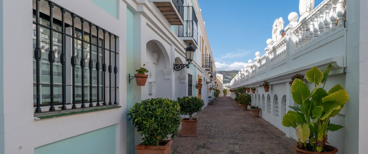 Wiederverkauf - Town house - Marbella - Nueva Andalucía