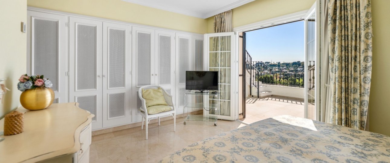Wiederverkauf - Town house - Marbella - Nueva Andalucía