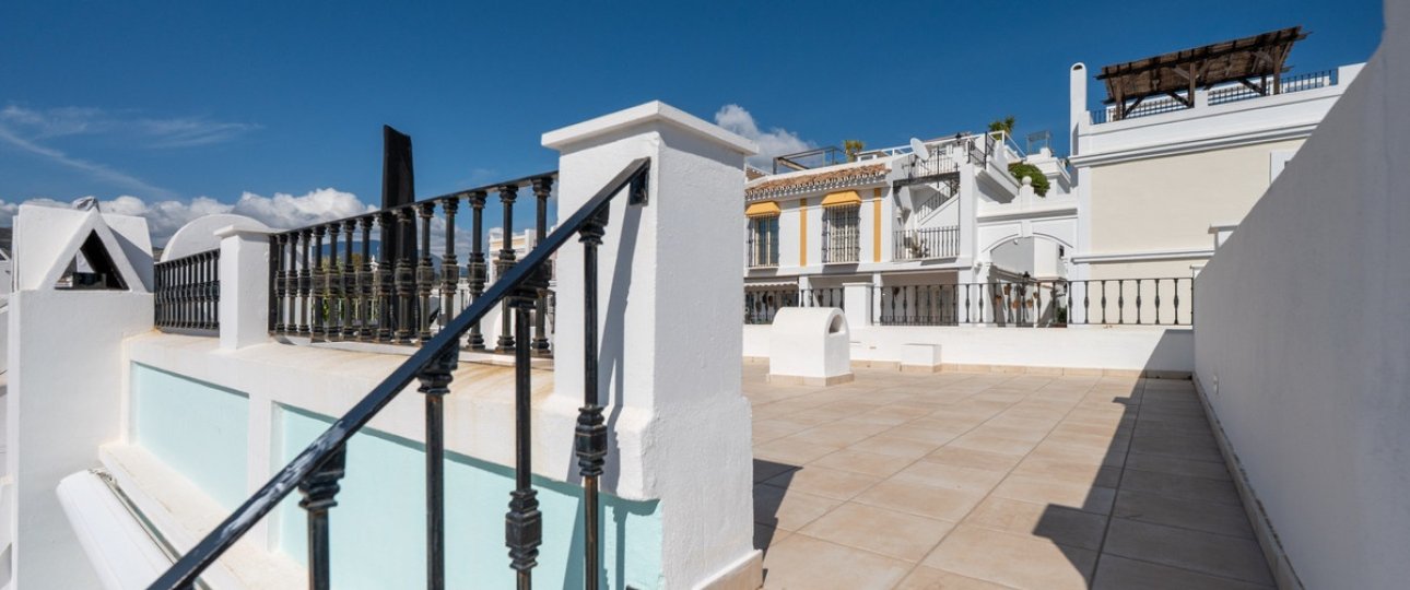 Wiederverkauf - Town house - Marbella - Nueva Andalucía