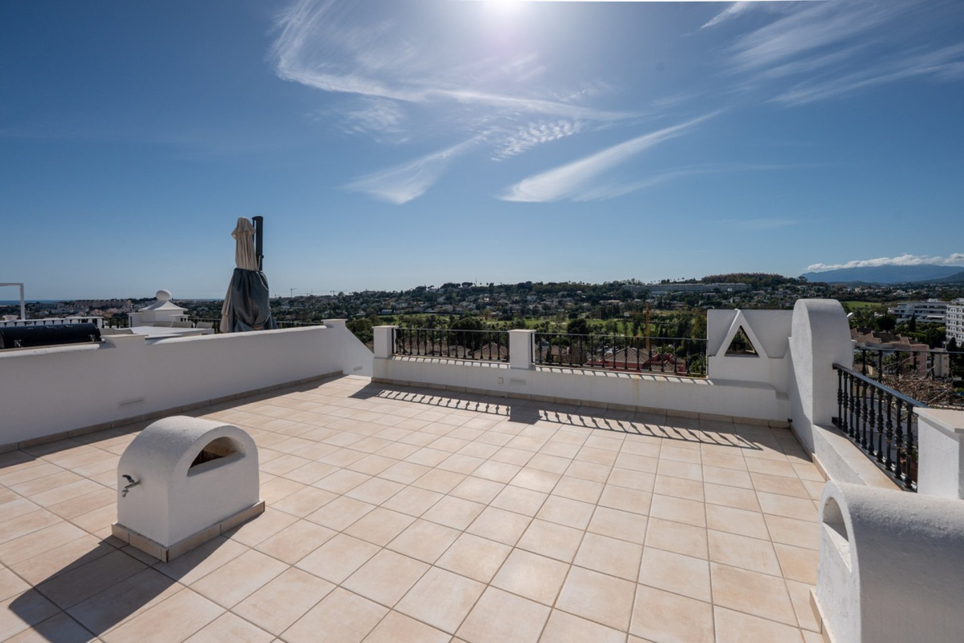 Wiederverkauf - Town house - Marbella - Nueva Andalucía