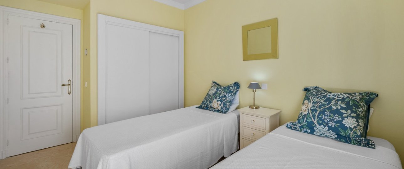 Wiederverkauf - Town house - Marbella - Nueva Andalucía
