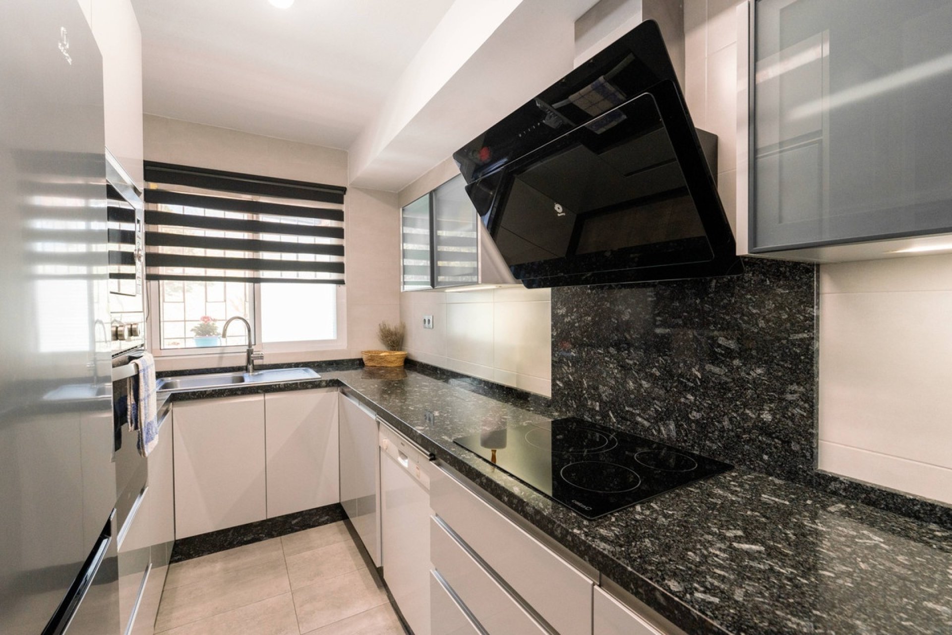 Wiederverkauf - Town house - Marbella - Nueva Andalucía