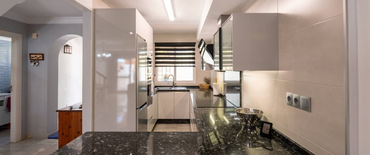 Wiederverkauf - Town house - Marbella - Nueva Andalucía