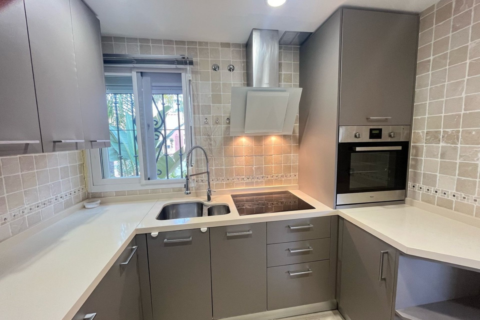 Wiederverkauf - Town house - Marbella - Nueva Andalucía
