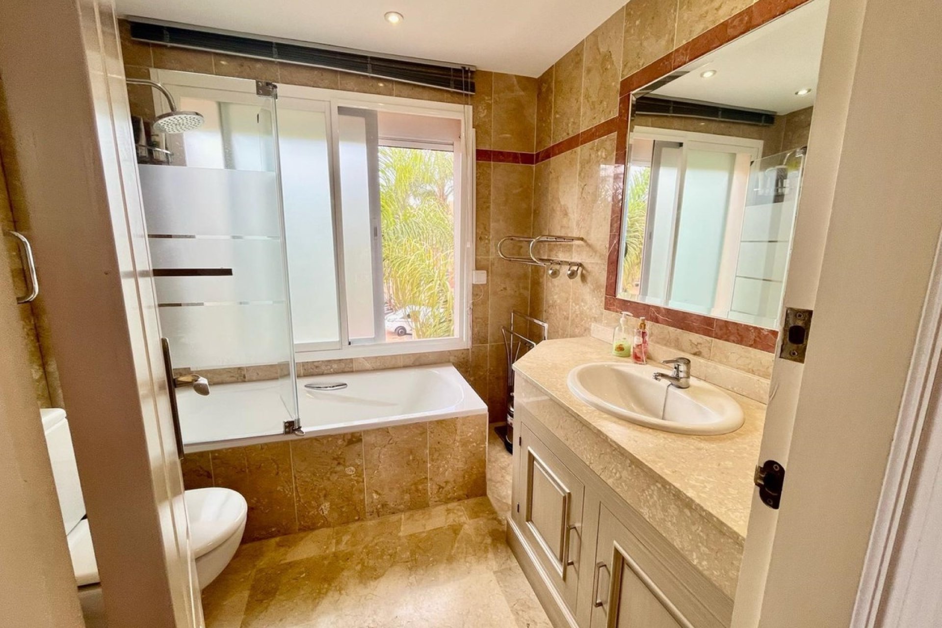 Wiederverkauf - Town house - Marbella - Nueva Andalucía
