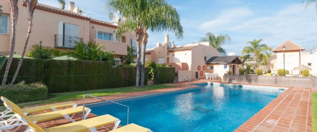 Wiederverkauf - Town house - Marbella - Nueva Andalucía